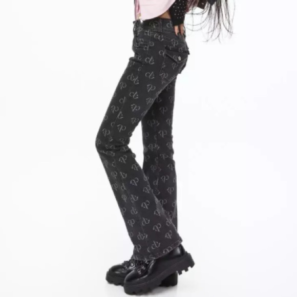 NEW BLACKPINK X H&M Mid Rise Flare Jeans - Picture 4 of 16